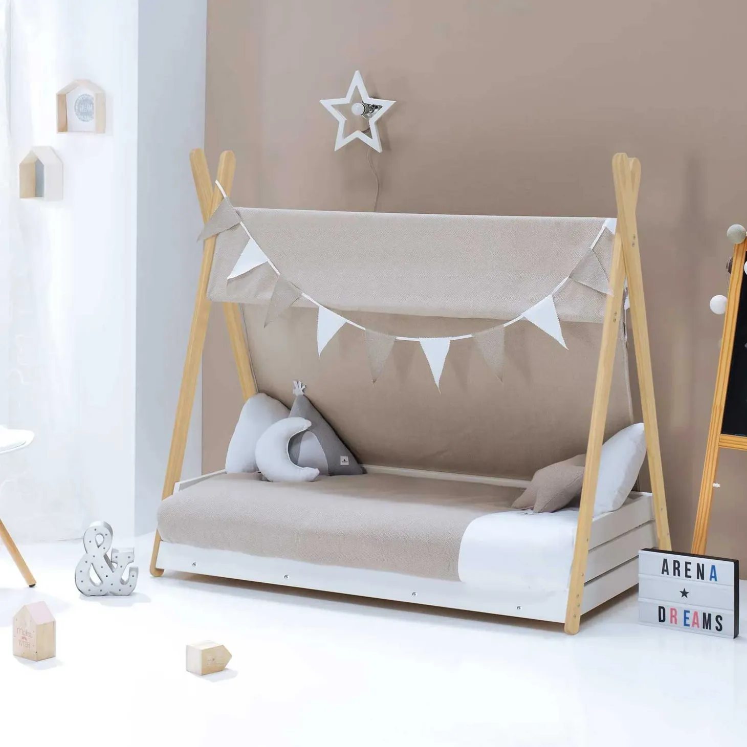 Casetta Montessori + Materasso + Tessile