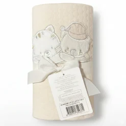 Coperta Jersey Letto Ricamata Arrotolata